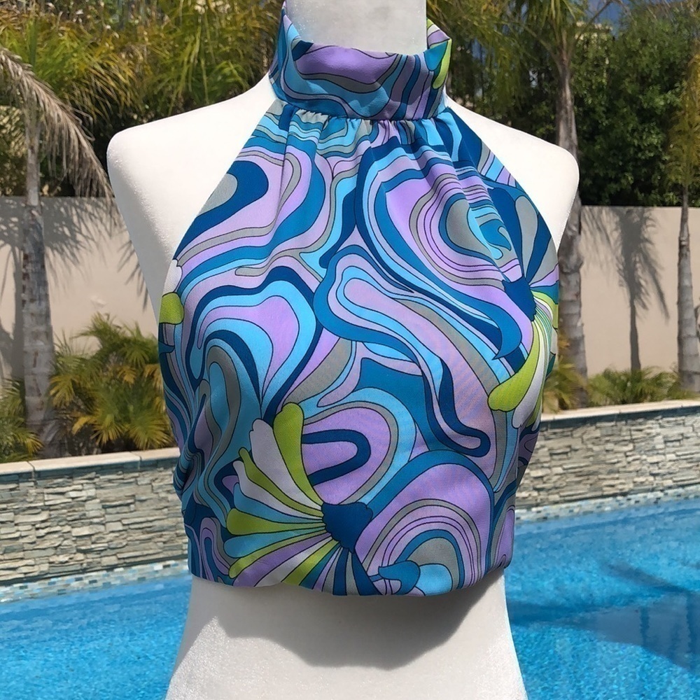 Vintage Print Halter - Picture 2 of 6
